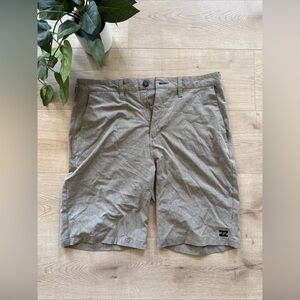 Men’s Brown Billabong Shorts Crossfire Submersibles Size 32